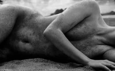 Nudes im Sand